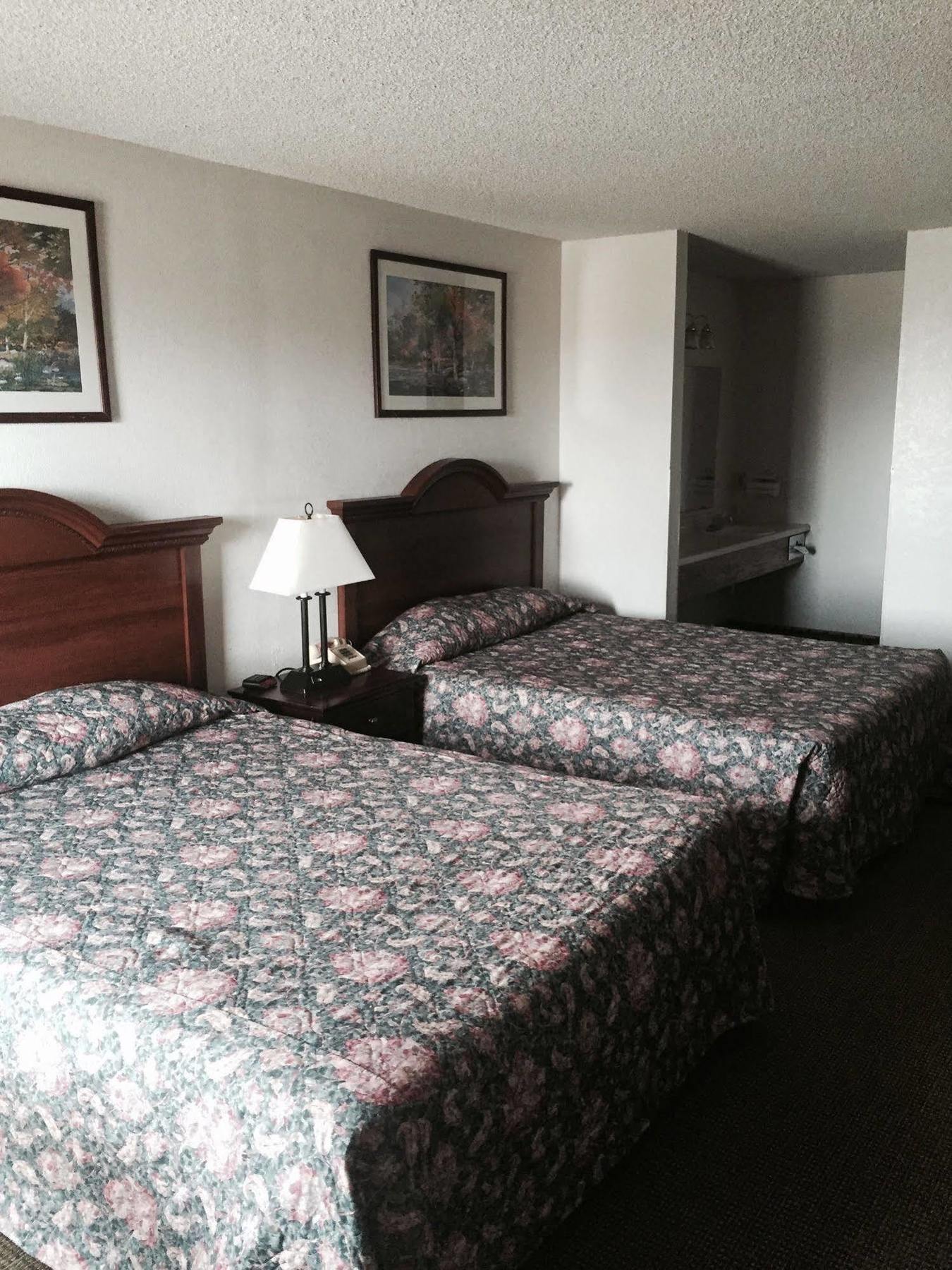 Country Inn Bolivar 외부 사진