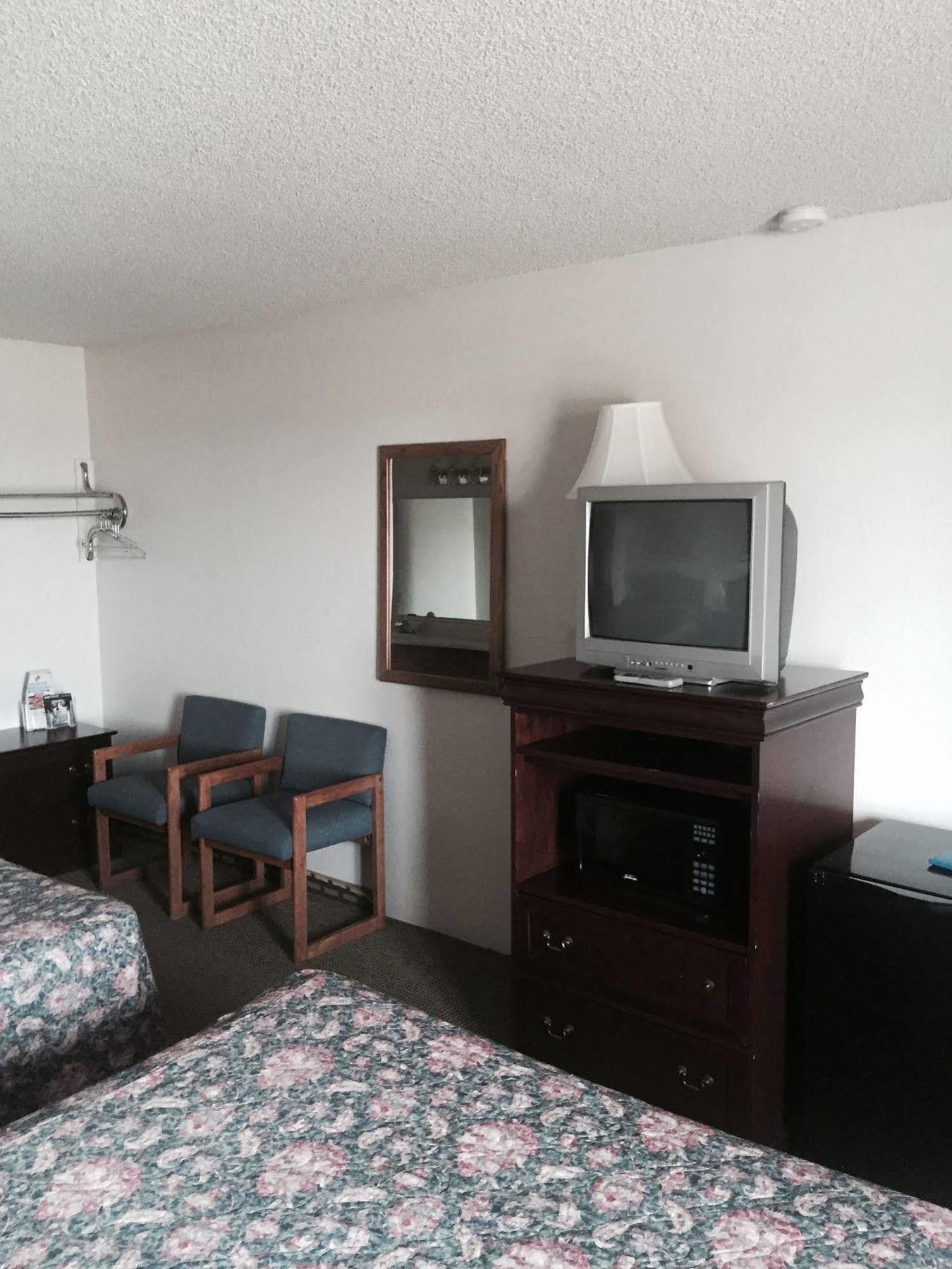 Country Inn Bolivar 외부 사진